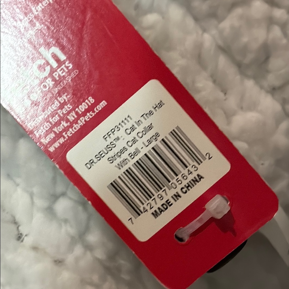 Dr. Seuss Red and White cat Collar - Picture 5 of 5